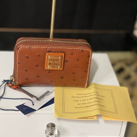 Dooney bourke Ostrich Zip Around Credit Card Case - Picture 6 of 6